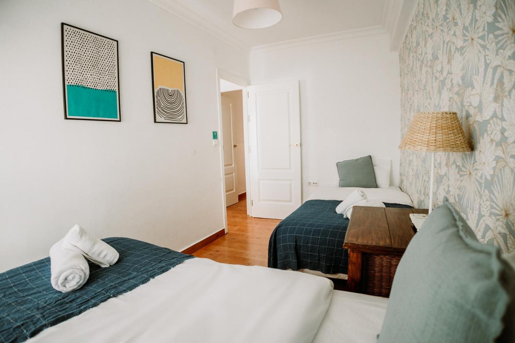 Spacious Central Apartment Севилья Экстерьер фото
