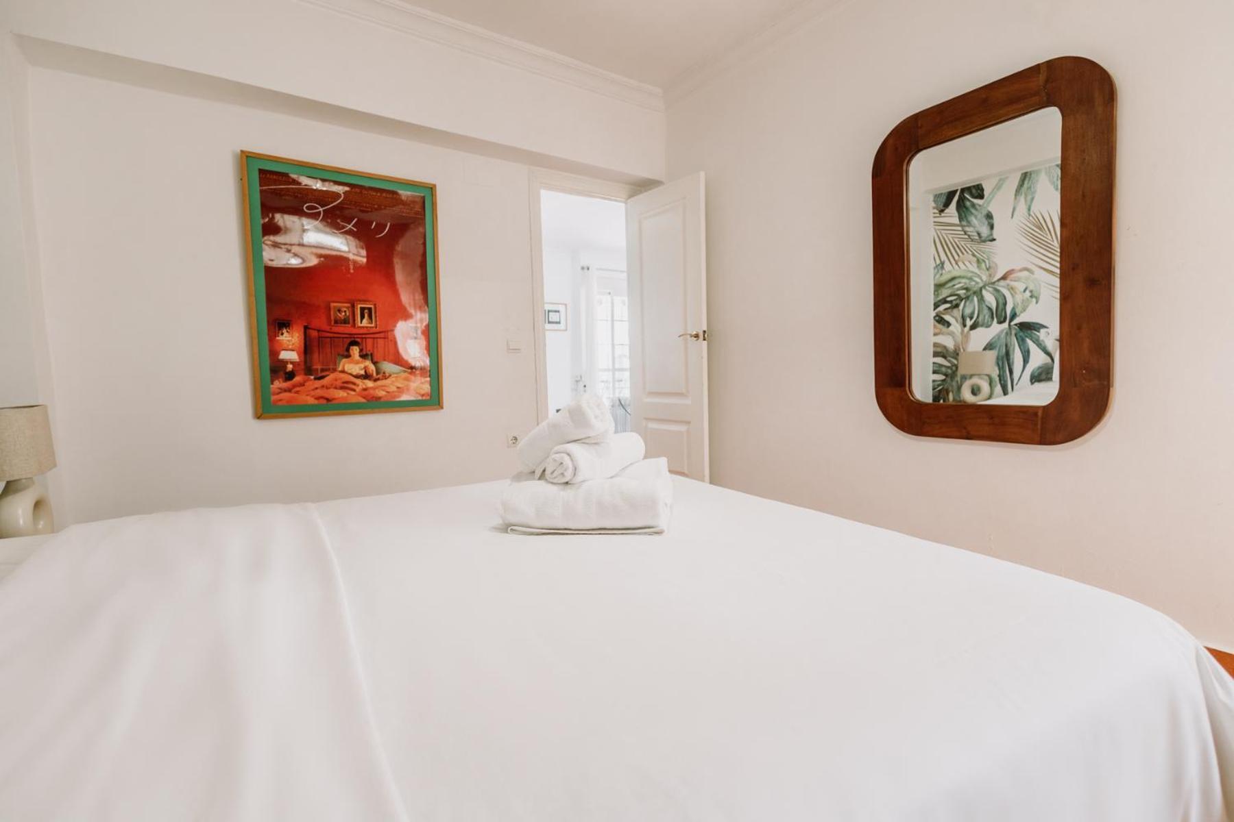 Spacious Central Apartment Севилья Экстерьер фото